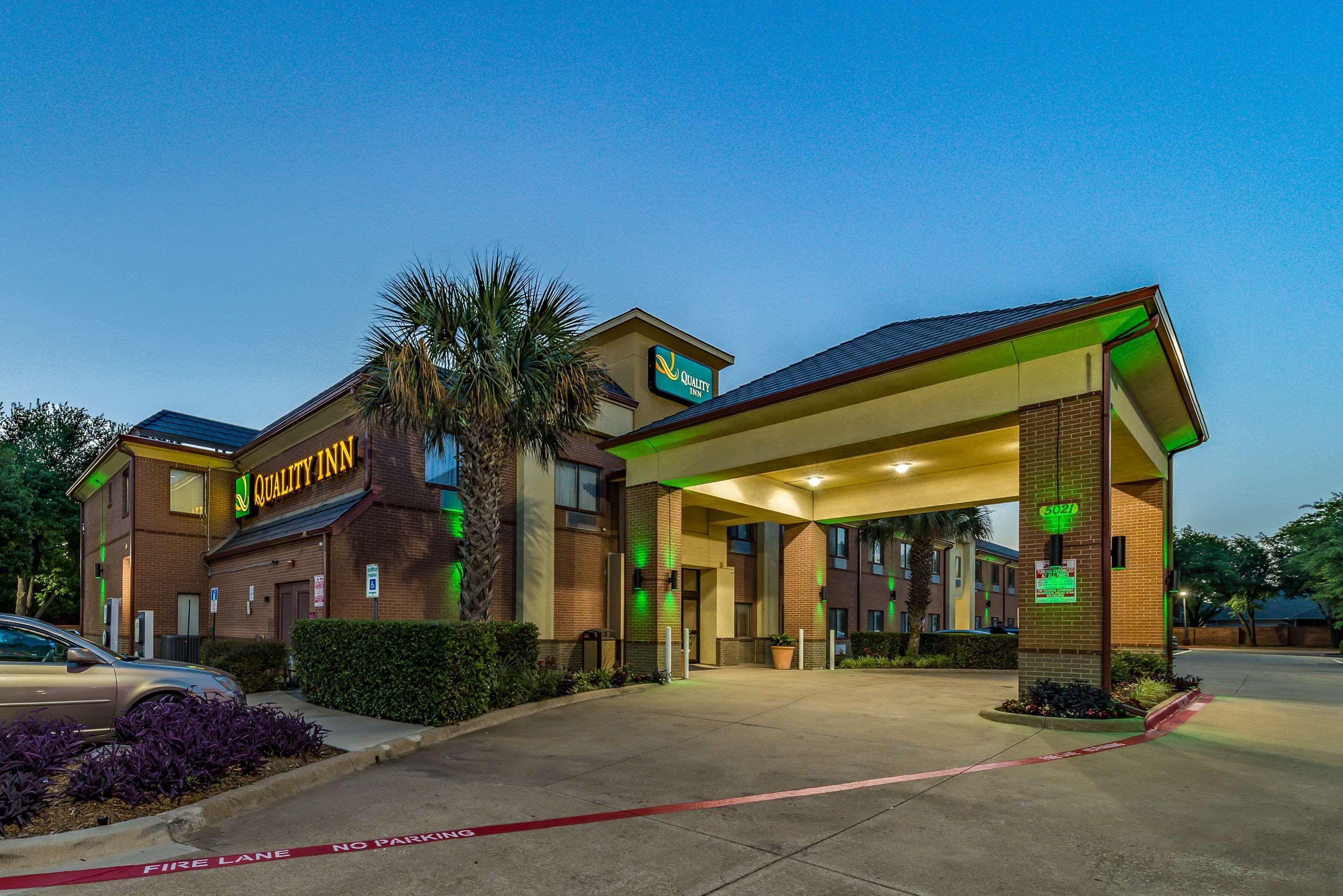 Quality Inn West Plano - Dallas Екстериор снимка