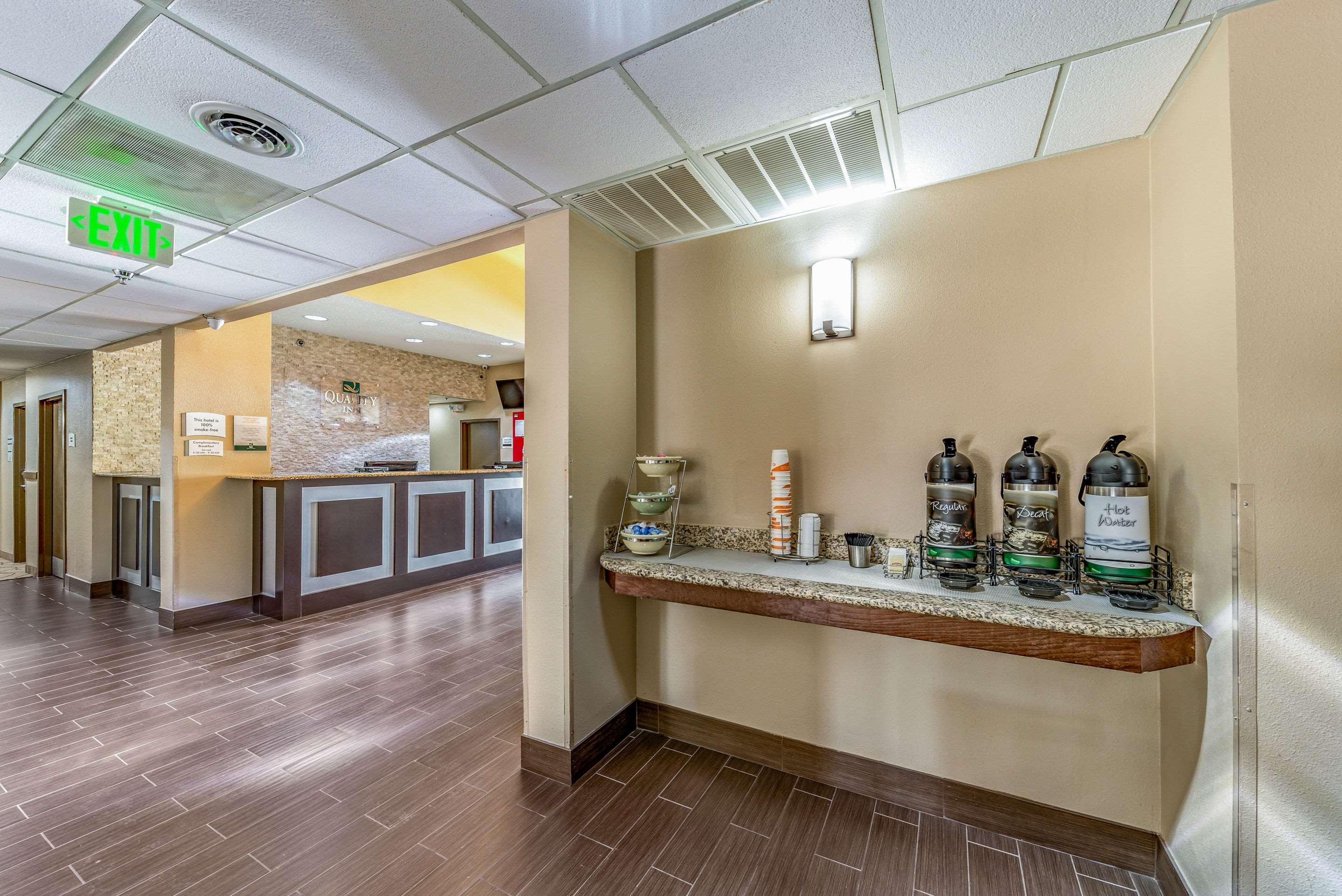 Quality Inn West Plano - Dallas Екстериор снимка