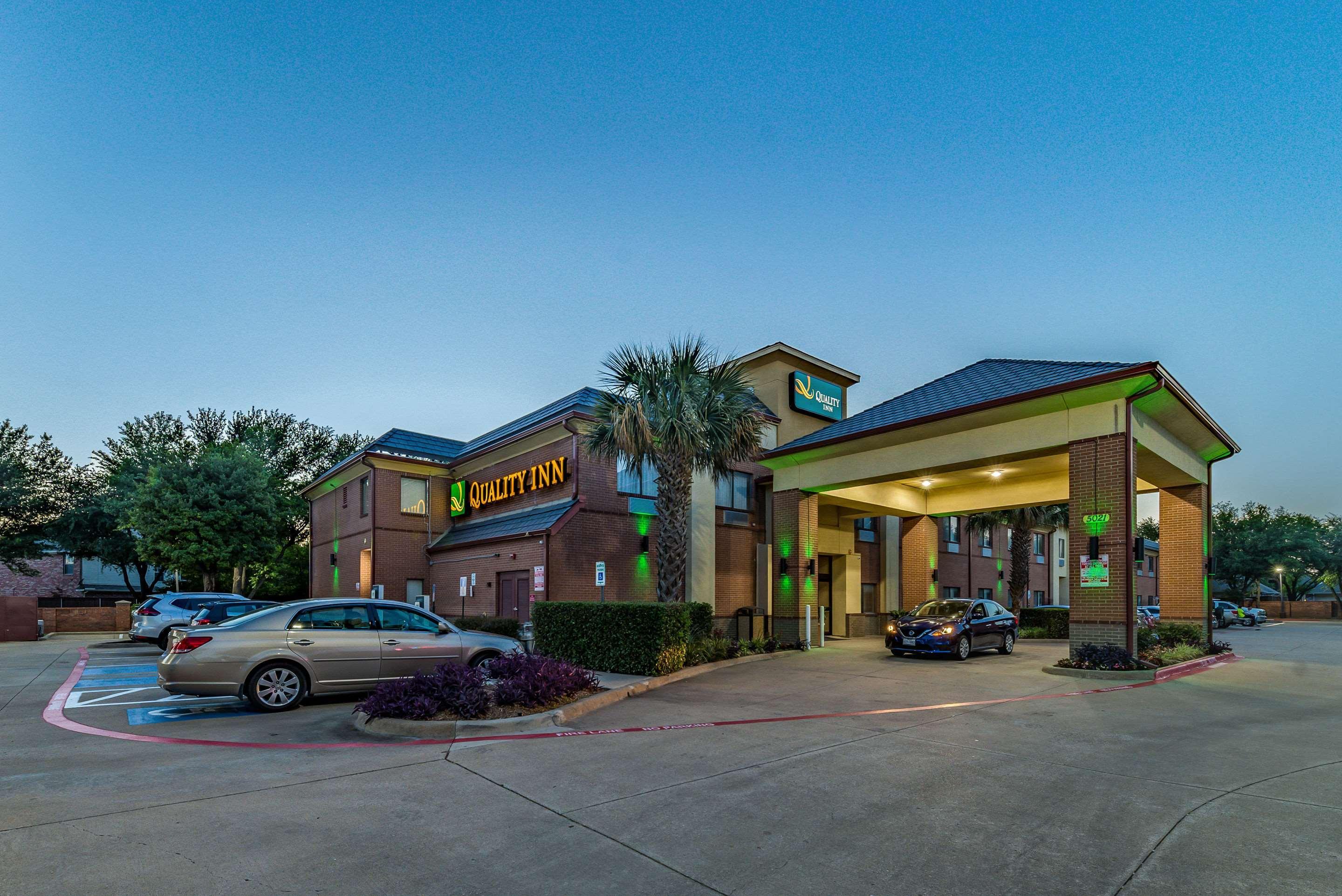 Quality Inn West Plano - Dallas Екстериор снимка