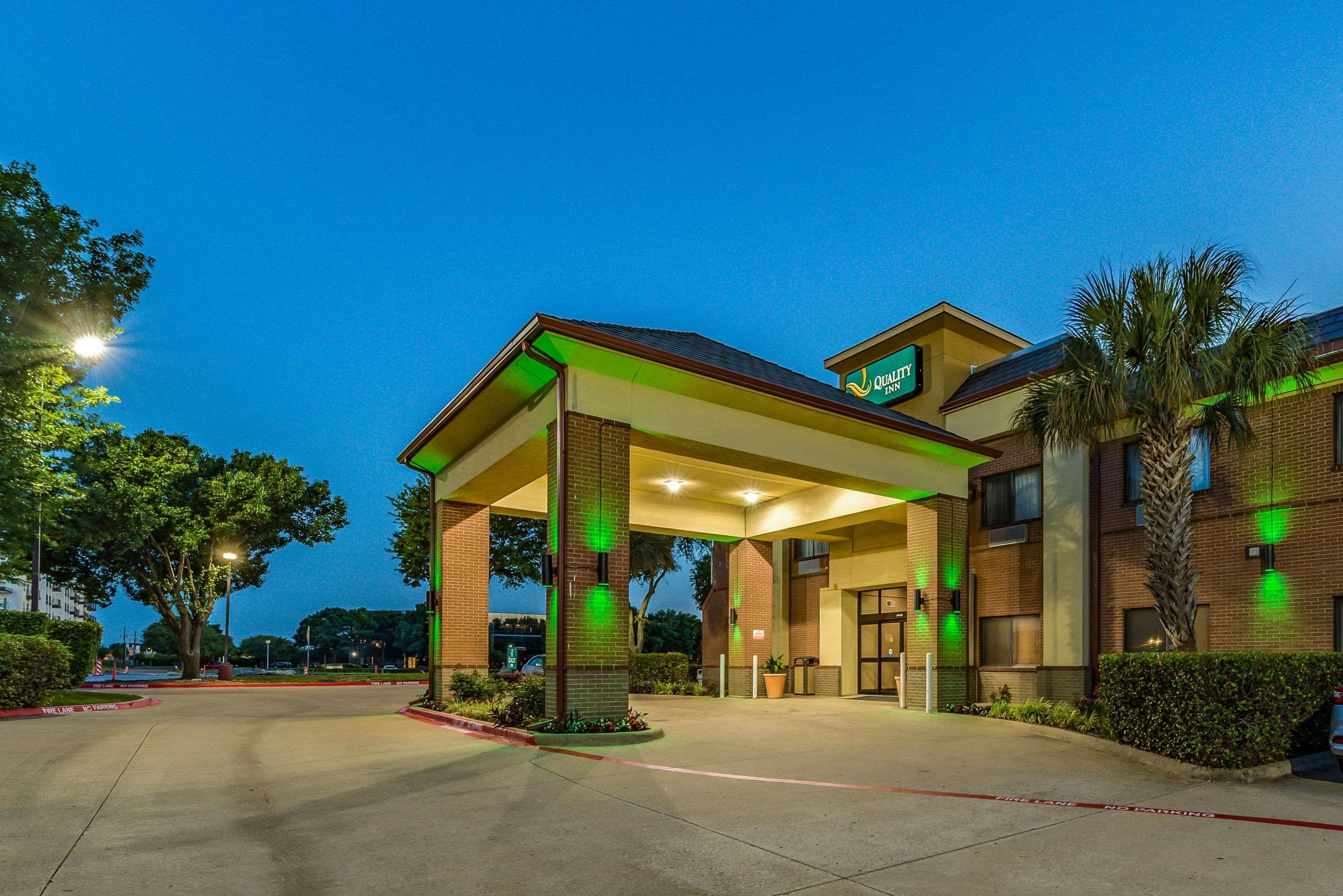 Quality Inn West Plano - Dallas Екстериор снимка