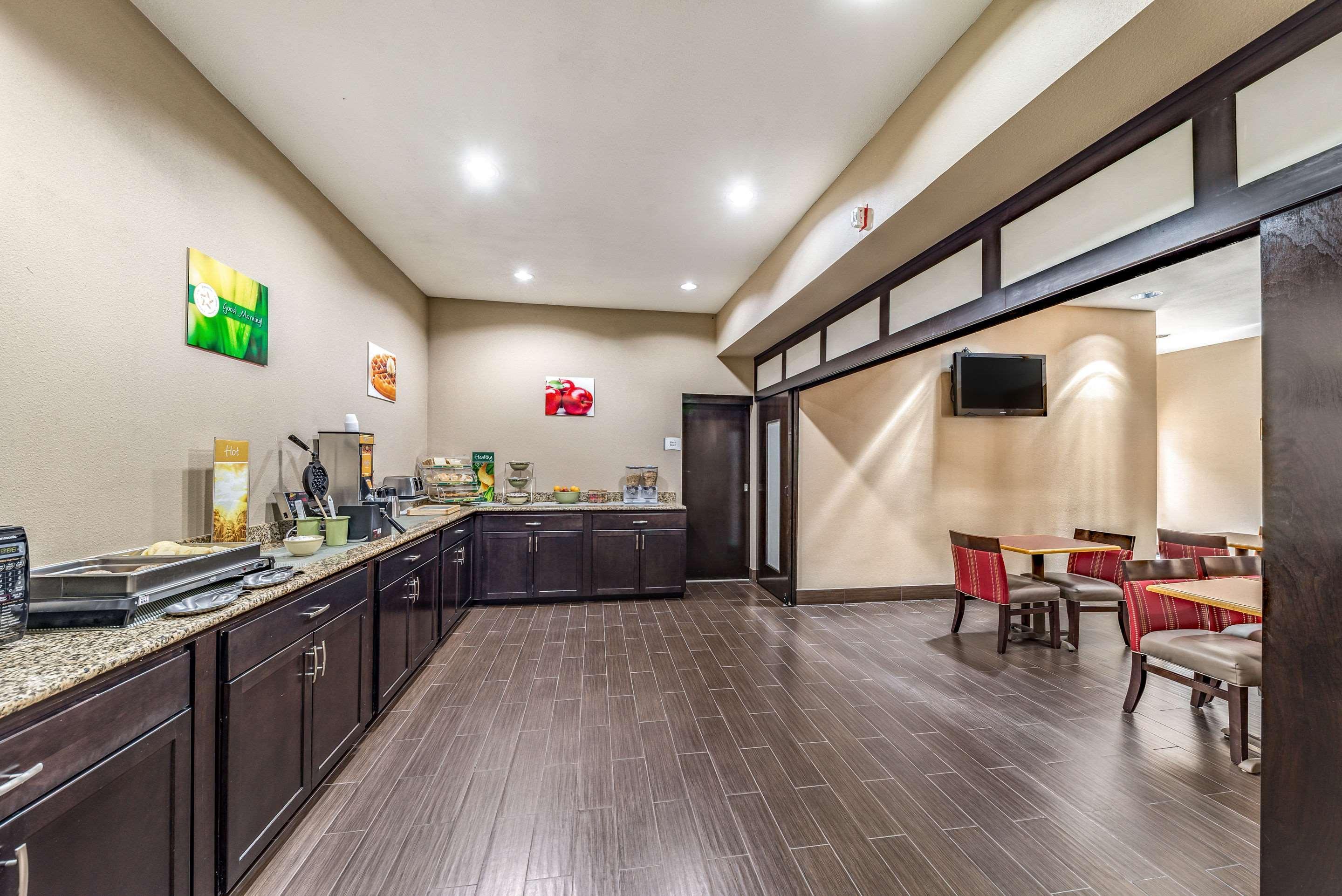 Quality Inn West Plano - Dallas Екстериор снимка